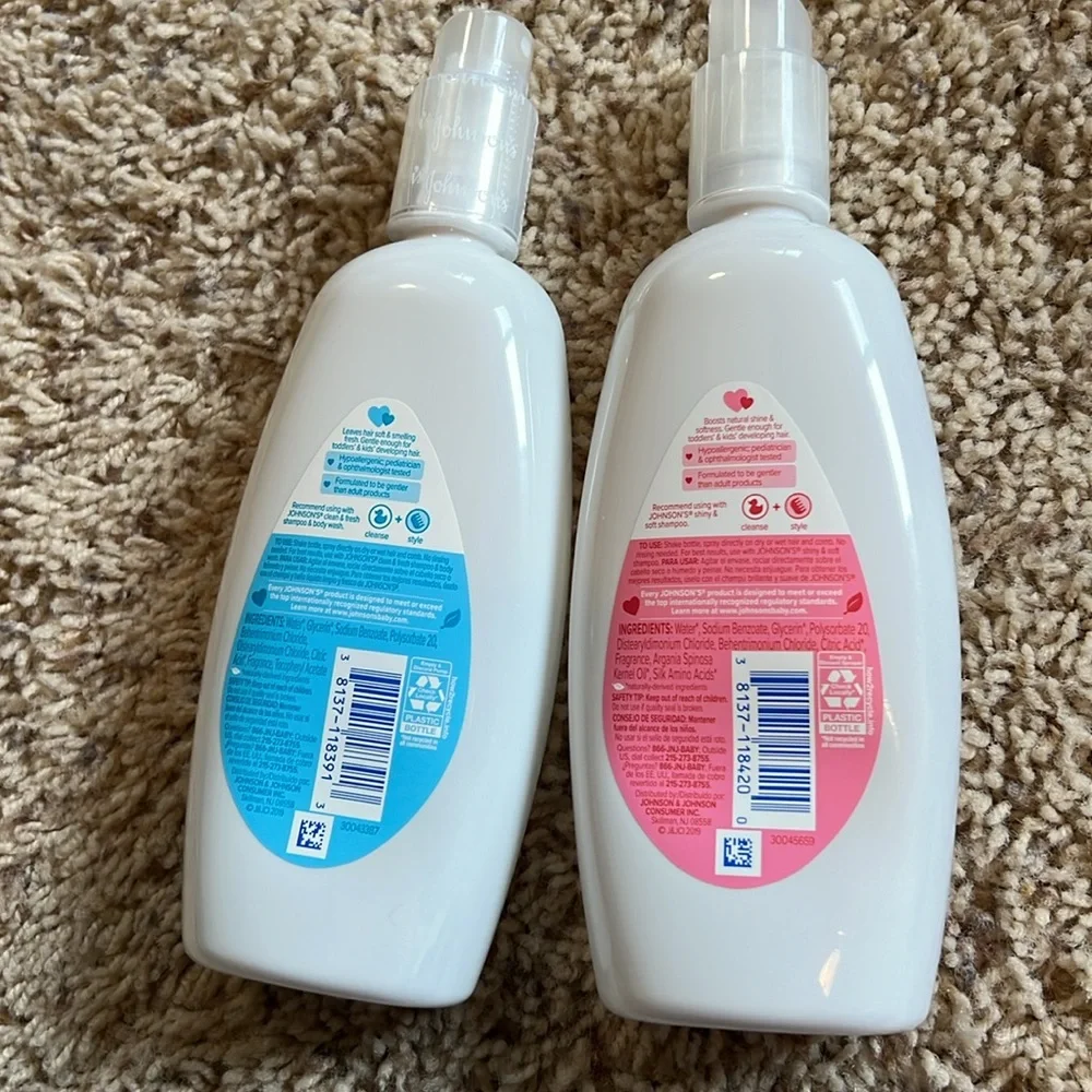 BNWT Johnson’s Kids Clean & Fresh and Shiny & Soft Conditioning Spray Bundle!